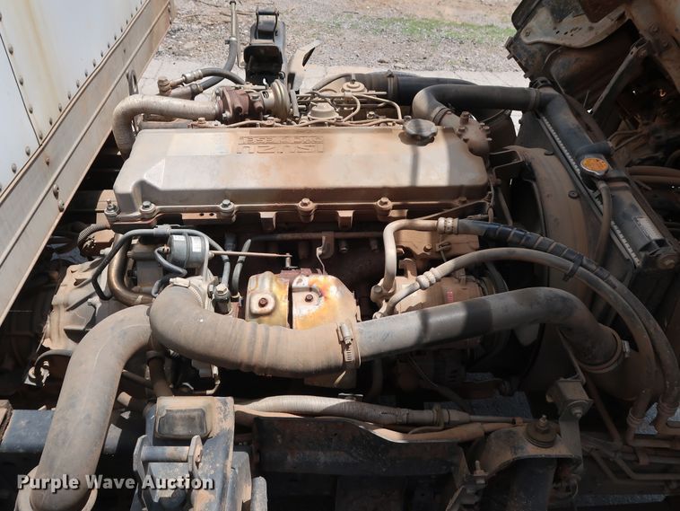 image for item DG4032 2004 Chevrolet W4500 box truck