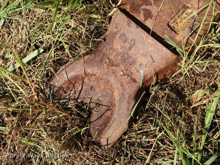 image for item DG4033 Entek 54"W excavator bucket