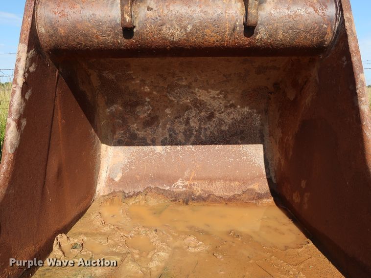 image for item DG4033 Entek 54"W excavator bucket