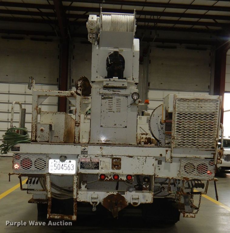 image for item DG4770 2000 Sterling LT7500 digger derrick truck