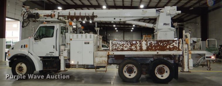 image for item DG4770 2000 Sterling LT7500 digger derrick truck