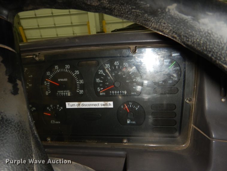 image for item DG4770 2000 Sterling LT7500 digger derrick truck