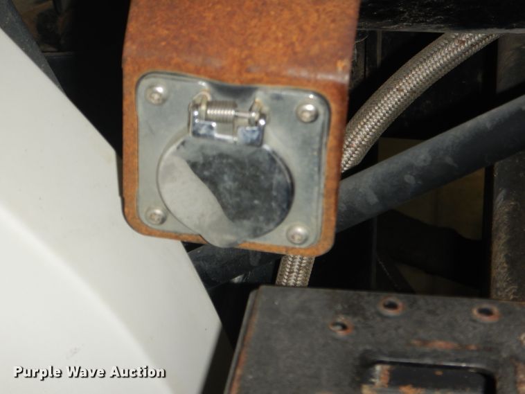 image for item DG4770 2000 Sterling LT7500 digger derrick truck