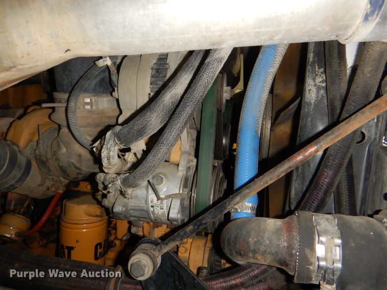 image for item DG4770 2000 Sterling LT7500 digger derrick truck