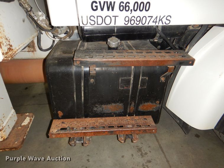 image for item DG4770 2000 Sterling LT7500 digger derrick truck