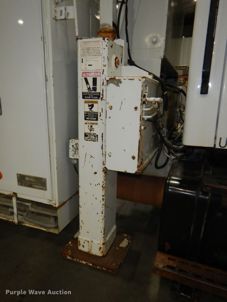 image for item DG4770 2000 Sterling LT7500 digger derrick truck