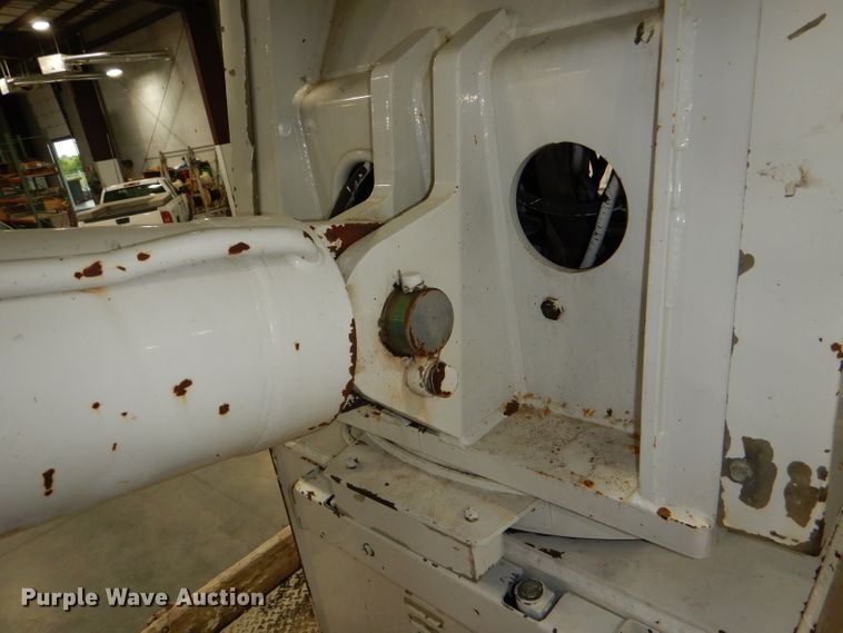 image for item DG4770 2000 Sterling LT7500 digger derrick truck