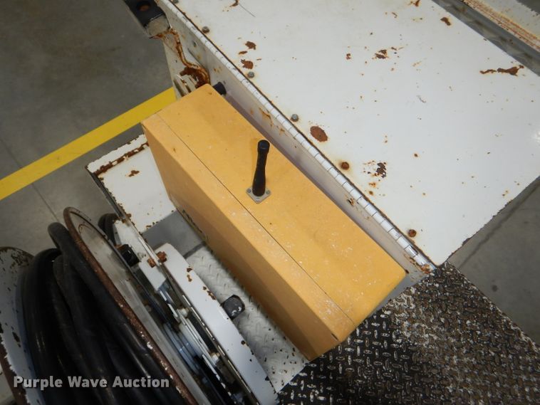 image for item DG4770 2000 Sterling LT7500 digger derrick truck