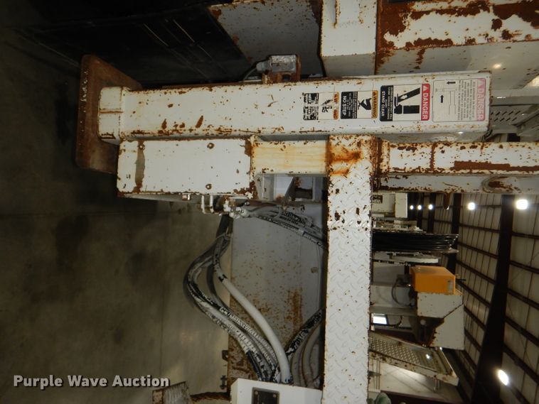 image for item DG4770 2000 Sterling LT7500 digger derrick truck