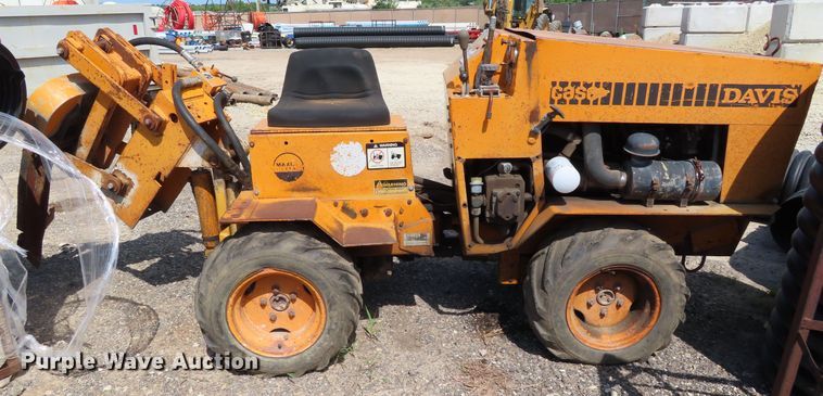 image for item DH0259 Case Davis MXS mini sneaker vibratory cable plow