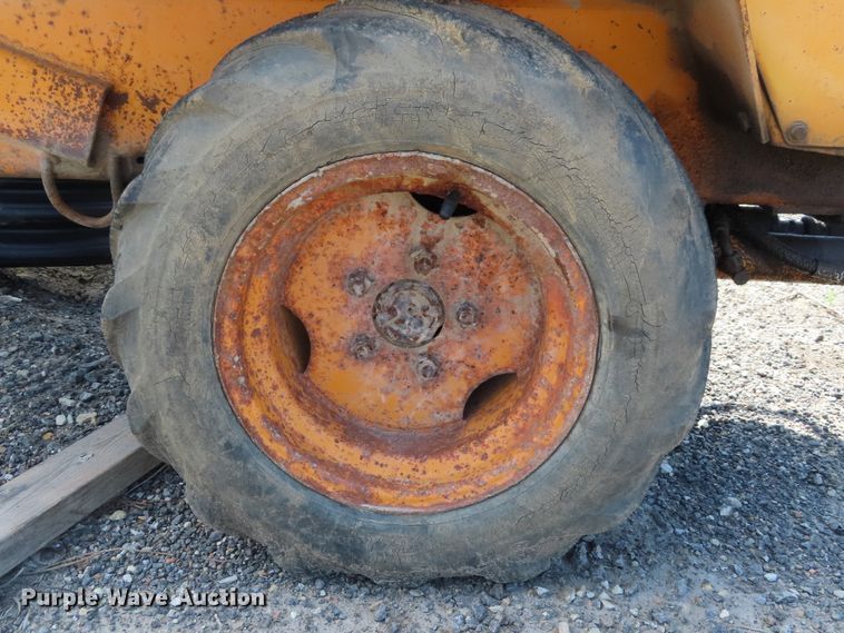 image for item DH0259 Case Davis MXS mini sneaker vibratory cable plow