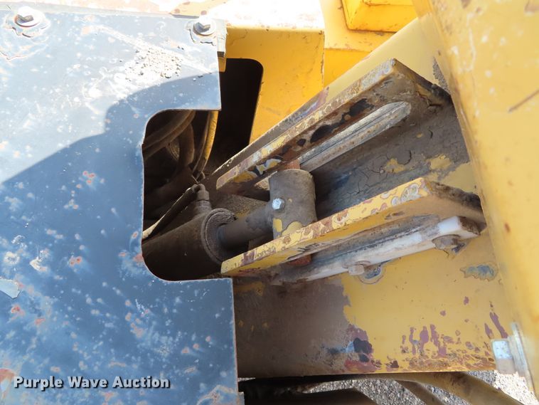 image for item DH0260 Vermeer TC4 trench compactor