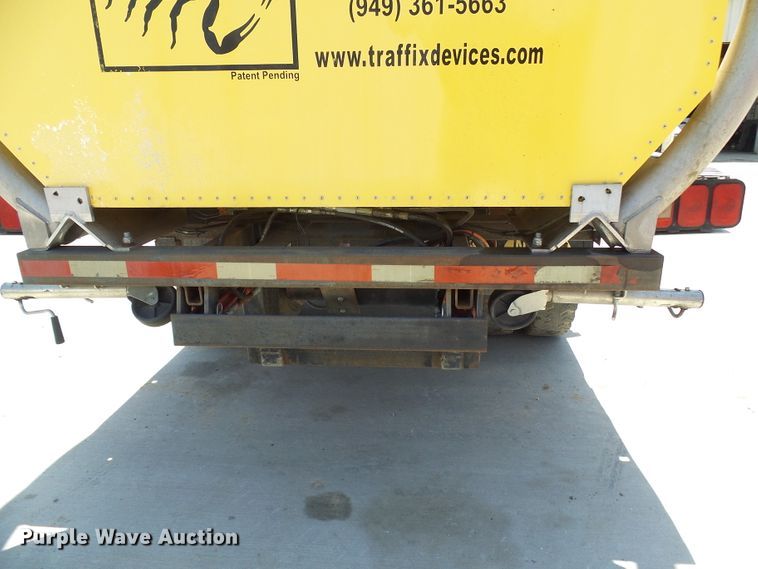 image for item DI0500 1985 Chevrolet C60 flatbed truck