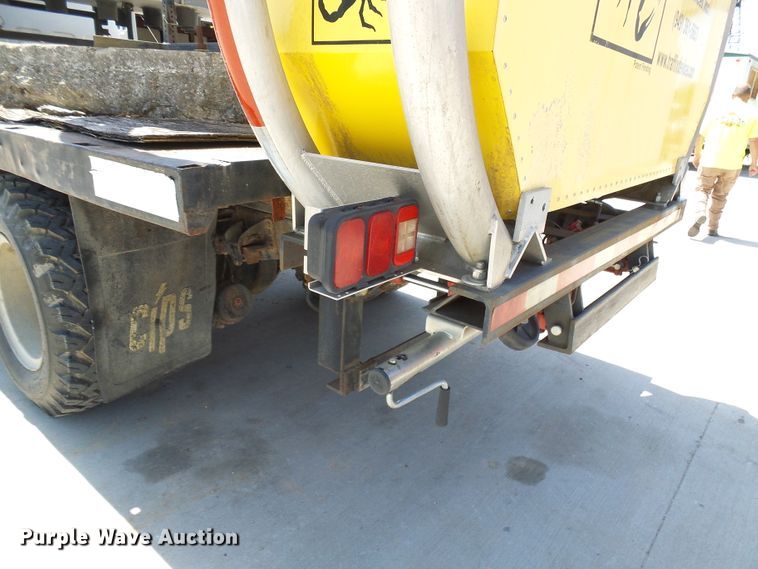 image for item DI0500 1985 Chevrolet C60 flatbed truck