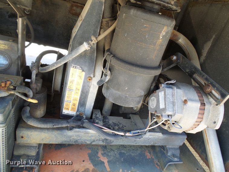 image for item DI0500 1985 Chevrolet C60 flatbed truck