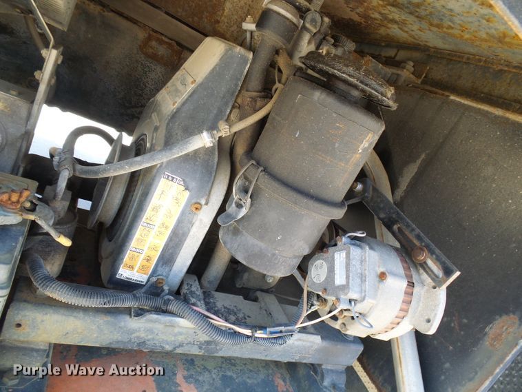 image for item DI0500 1985 Chevrolet C60 flatbed truck