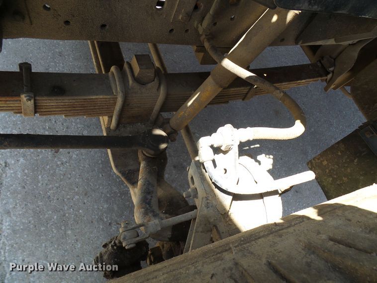 image for item DI0500 1985 Chevrolet C60 flatbed truck