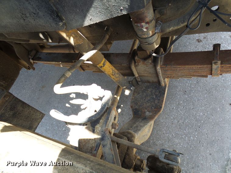 image for item DI0500 1985 Chevrolet C60 flatbed truck