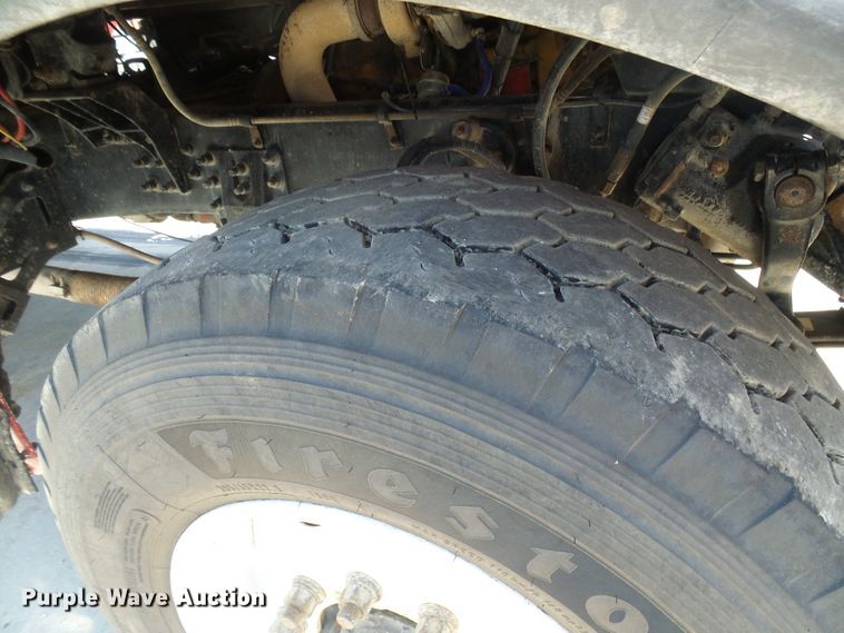 image for item DI0501 2002 Sterling L Series dump truck