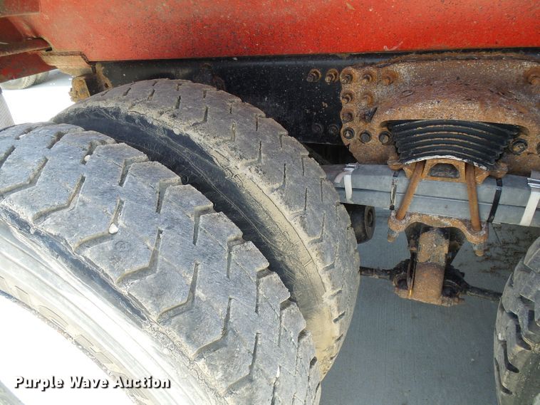 image for item DI0501 2002 Sterling L Series dump truck