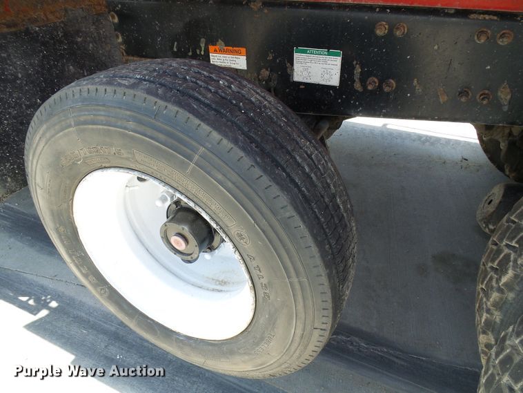 image for item DI0501 2002 Sterling L Series dump truck