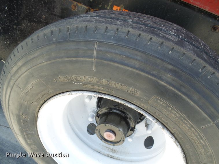 image for item DI0501 2002 Sterling L Series dump truck