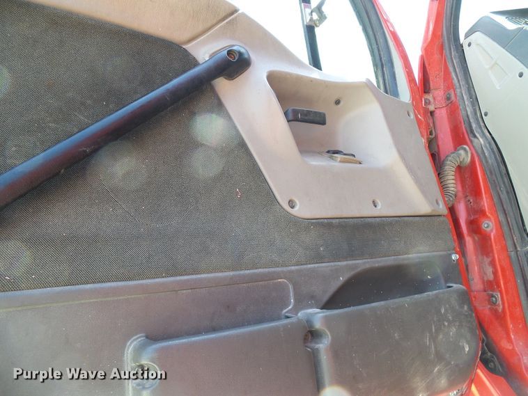 image for item DI0501 2002 Sterling L Series dump truck