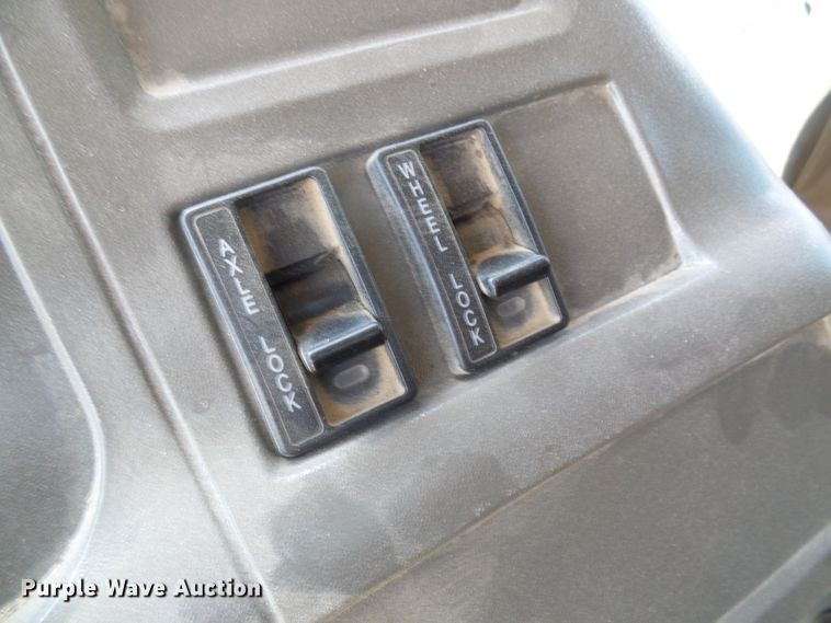 image for item DI0501 2002 Sterling L Series dump truck