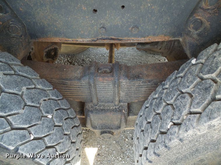 image for item DI0503 1975 Ford crane truck