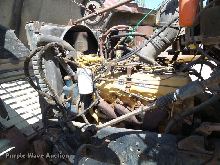 image for item DI0503 1975 Ford crane truck