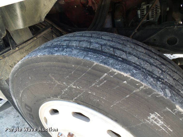 image for item DI0506 1980 International 210 tank truck