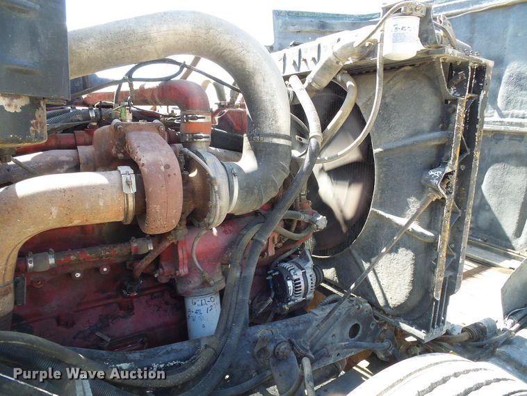 image for item DI0506 1980 International 210 tank truck