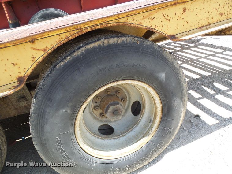 image for item DI0507 1994 Maxwell equipment trailer