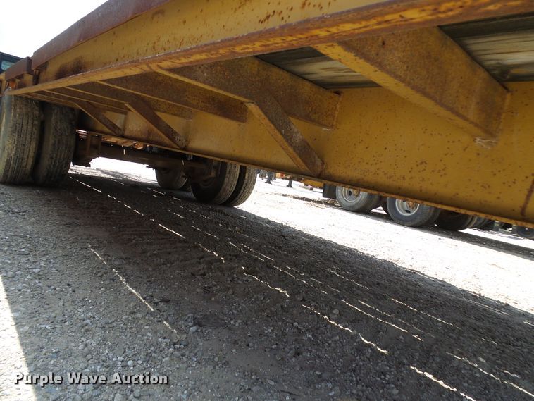 image for item DI0507 1994 Maxwell equipment trailer