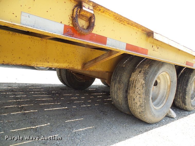 image for item DI0509 1996 Belshe DT235 equipment trailer