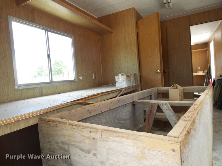 image for item DI0514 2000 Playmor office trailer