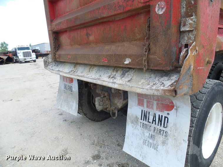 image for item DI0516 2000 Mack RD688S dump truck