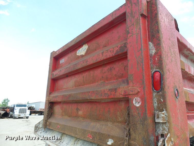 image for item DI0516 2000 Mack RD688S dump truck