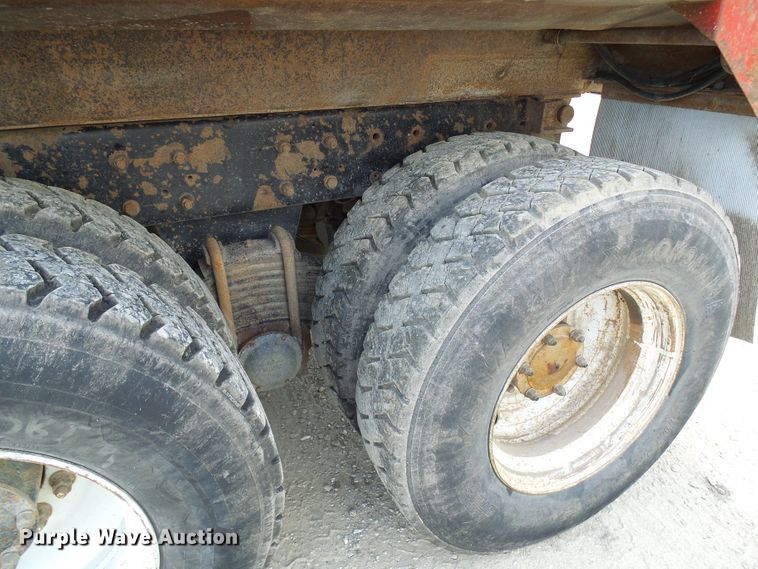 image for item DI0516 2000 Mack RD688S dump truck