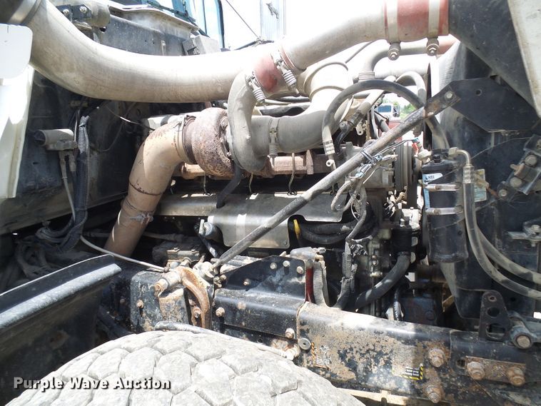 image for item DI0516 2000 Mack RD688S dump truck