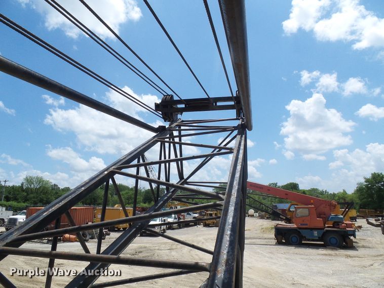 image for item DI0517 1974 American 5299 crane