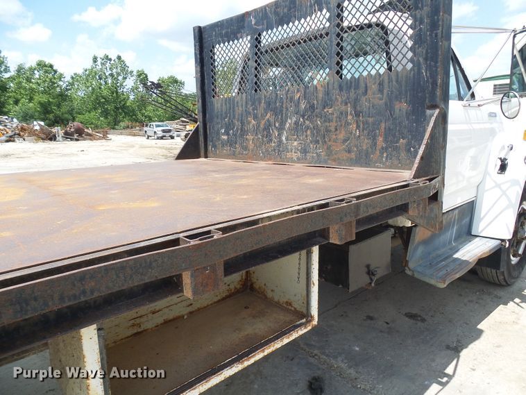 image for item DI0519 1997 Ford F700 dump flatbed truck