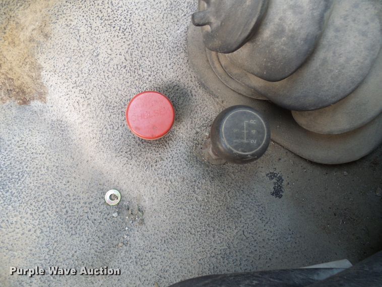 image for item DI0519 1997 Ford F700 dump flatbed truck