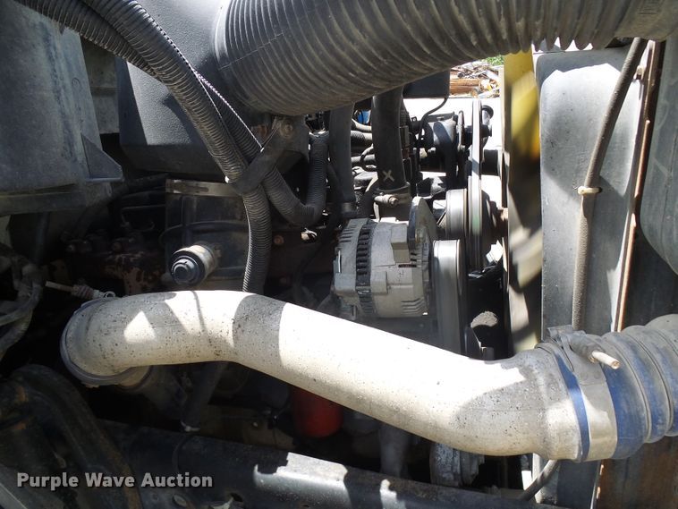 image for item DI0519 1997 Ford F700 dump flatbed truck