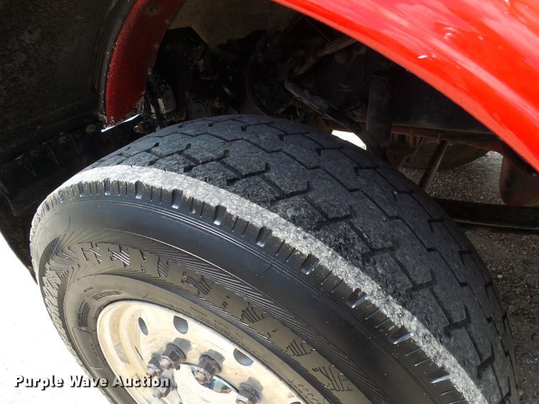 image for item DI0520 2011 Peterbilt 388 semi truck