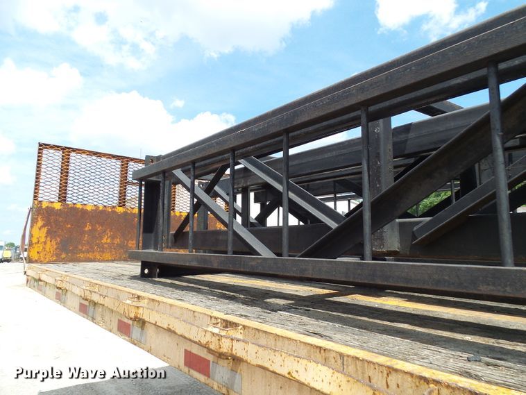 image for item DI0521 ICE 325 diesel hammer