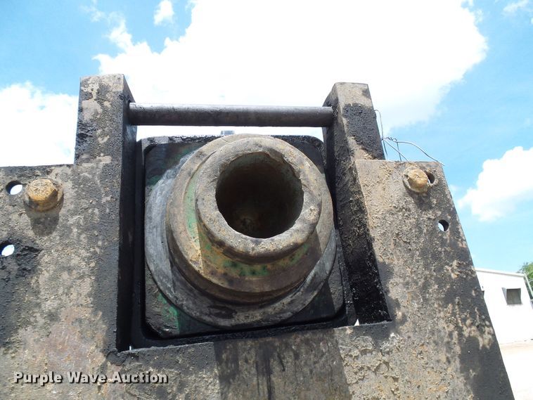 image for item DI0521 ICE 325 diesel hammer