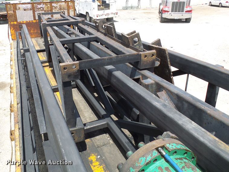 image for item DI0521 ICE 325 diesel hammer