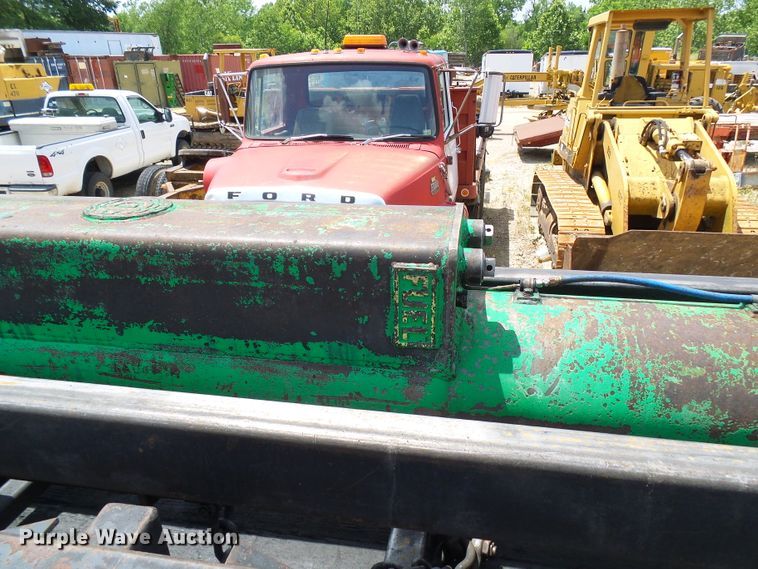 image for item DI0521 ICE 325 diesel hammer