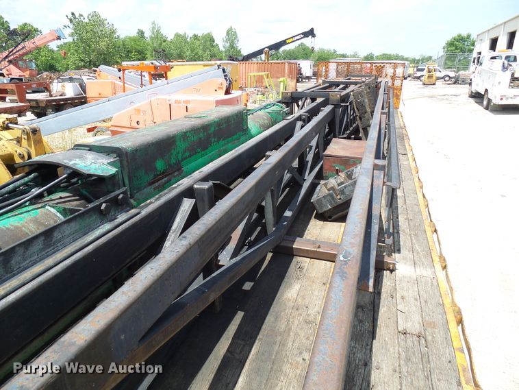 image for item DI0521 ICE 325 diesel hammer